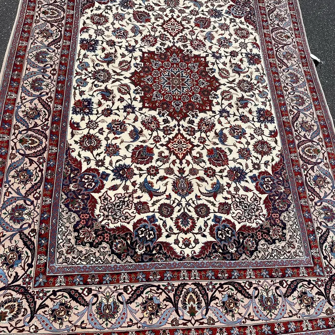 Ivory Garden Medallion Carpet