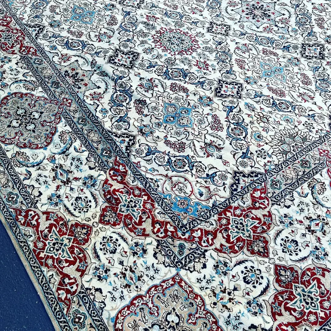 Pale Garden Carpet
