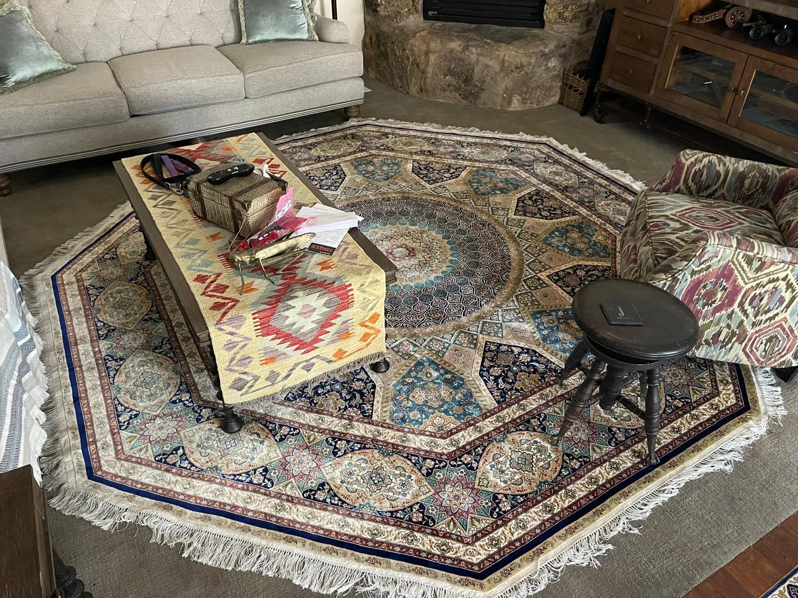Octagonal Silk Medallion Carpet